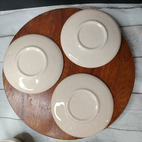 ROYAL CHINA 3 Sets of Gilded Wheat Tea Coffee Cups and Saucers 22 Kt. Gold Trim - Picture 10 of 10